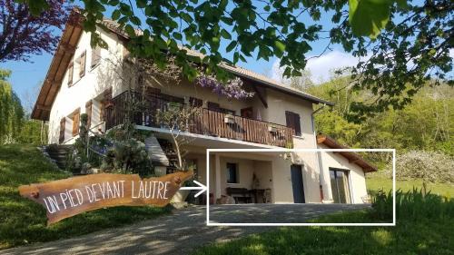 Sainte-Marie-d'Alvey Apartamento | Un pied devant l'autre