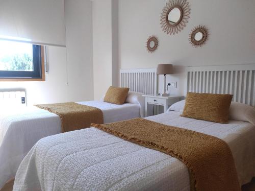 Dean Pequeno Apartamento | Un rincón con vistas a la Ría, playa y parking.