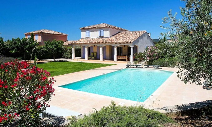 Nans-les-Pins Villa | Unabhängige Villa, 2 Bäder, privater Pool 6 Personen