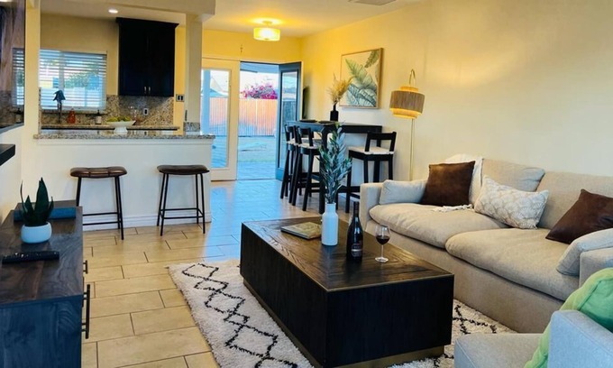 Cavalier Vista Casa | Unbeatable location! Central to all of Scottsdale!
