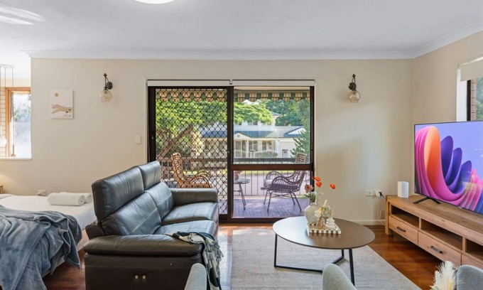 Robertson Casa | Unbeatable Value | Group/Family | Roomy/Convenient