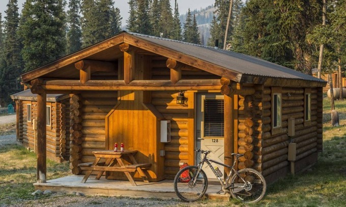 Moran Cabaña | Unbelievable Discovery! Three Amazing, Spotless Wooden Cabins!