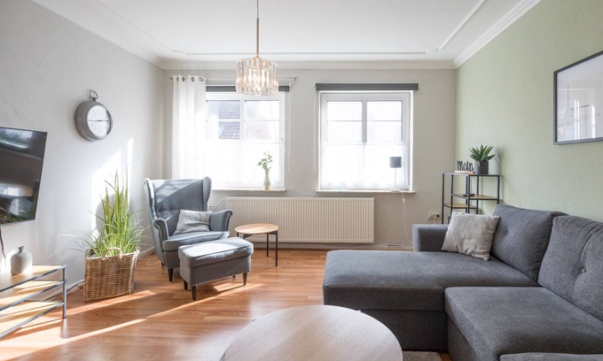 Zentrum Apartamento | Uncle Theodor vacation apartment in Husum for up to 4 people