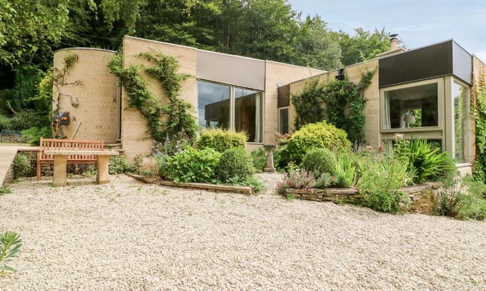 Stroud Casa | Under Catswood