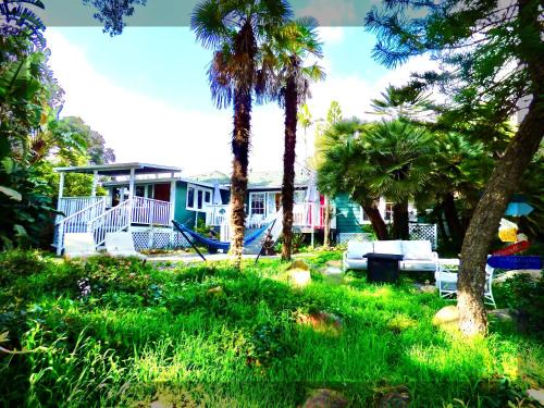 Mission Canyon Casa | Under the Oaks Santa Barbara