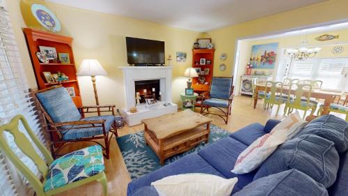 Tybee Island Casa | Under The Tybee Sun by Tybee Vacation Rentals