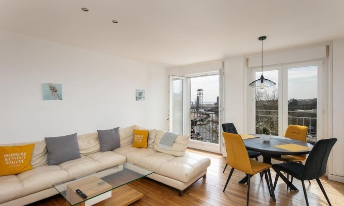 Downtown Apartamento | Une belle vue de Brest/T2 lumineux/Centre-Ville