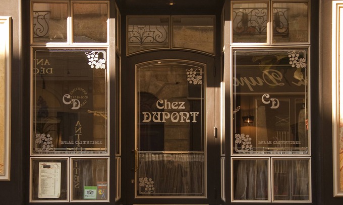 Grand Parc-Paul Doumer Hotel | Une Chambre chez Dupont