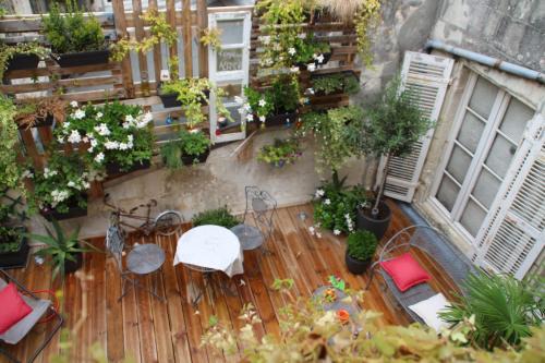 Saintes Cama Y Desayuno | Une Chambre en Ville
