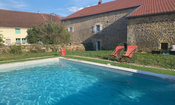 Le Val-d'Esnoms Casa | une Maison de Famille, à la Campagne