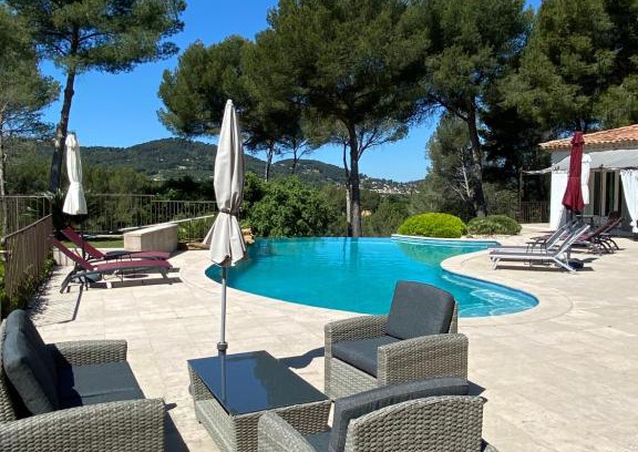 Le Beausset Cama Y Desayuno | Une Pause en Provence