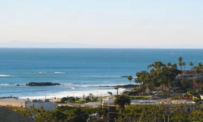 Laguna Beach Casa | 21 de julio PRECIO ESPECIAL $ 879 NOCHE LUJOSA 7000 ft². Propiedad DOWNTOWN by beach