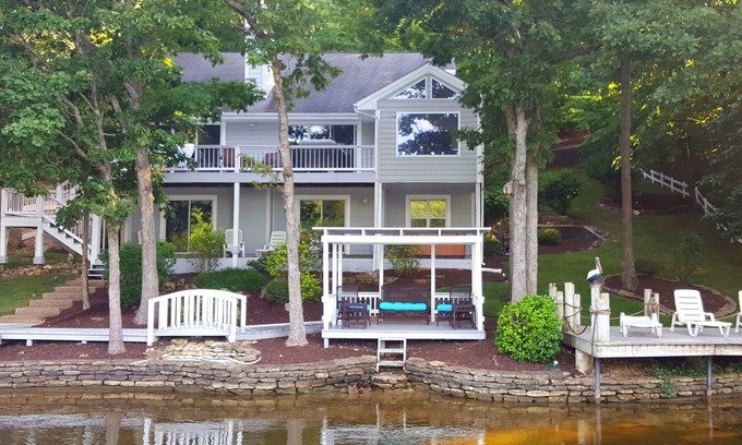 Lake Ozark Casa | Lujosa experiencia de 5 estrellas, casa frente al lago en Horseshoe Bend