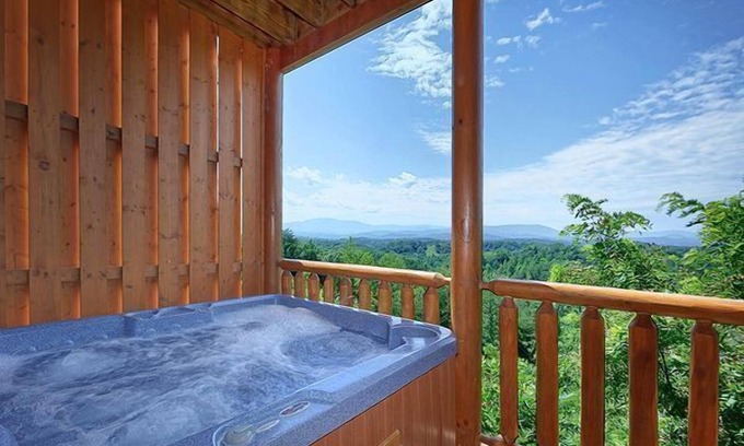 Sevierville Cabina | ¡Vista inolvidable para una escapada perfecta! Ven a hacer recuerdos!