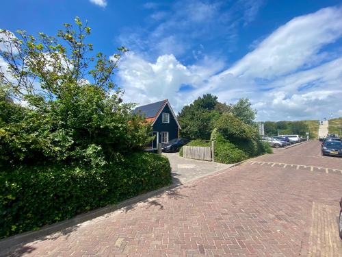 Domburg Casa | Uniek huis onderaan de duinen -veel privacy- eigen parkeerplaats