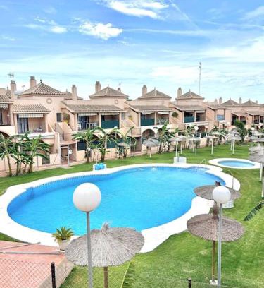 Los Gallos-Cerromolino Apartamento | Unifamiliar Chiclana, La Barrosa