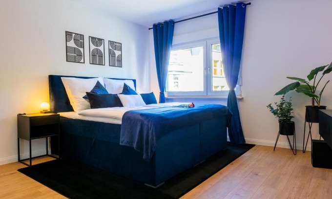 Barmen Apartamento | Uniklinik-Nähe Modernes Apartment, mit Balkon