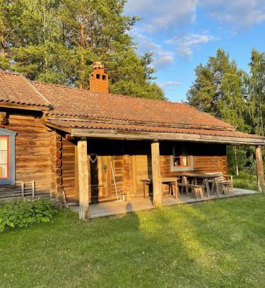 Vamhus Casa | Unikt 1800-tals boende i hjärtat av Dalarna