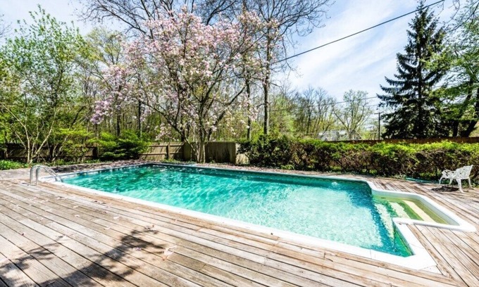 Lakeside Casa | Bright y Cherry Union Pier Cottage con piscina privada!