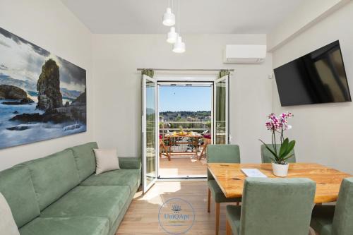 Corfu Town Apartamento | UniQApt Garitsa Woods