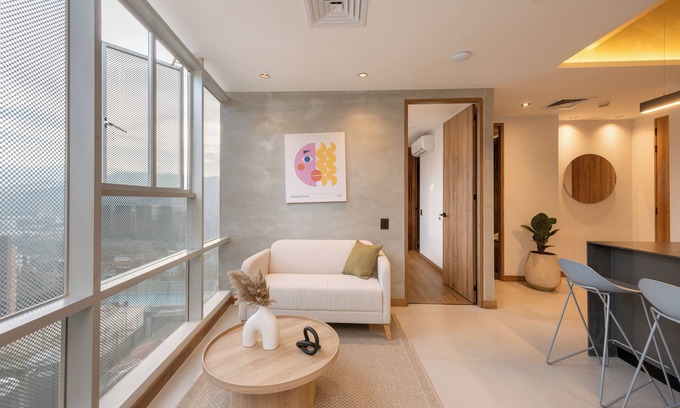 Castropol Apartamento | Unique 1BR Apt with Jacuzzi & A/C in El Poblado