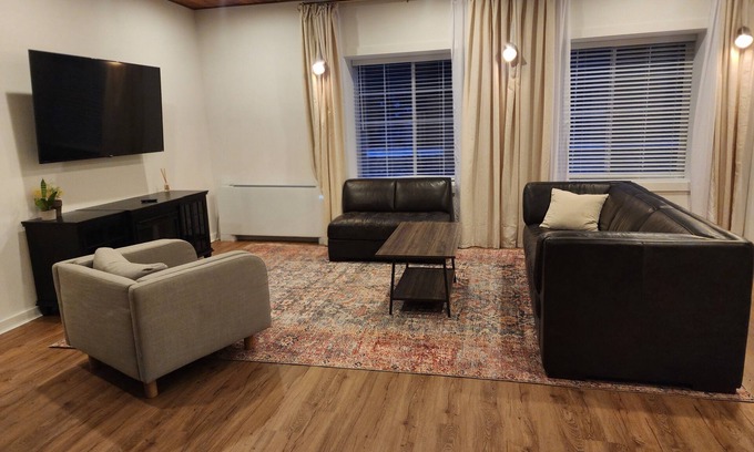 Stone Lake Apartamento | Unique 2 bed/2 bath unit at The Primary, the former Stone Lake Elementary School