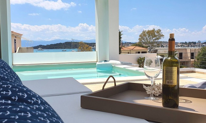 Porto Heli Apartamento | Unique 2 bedroom first floor apartment with private pool