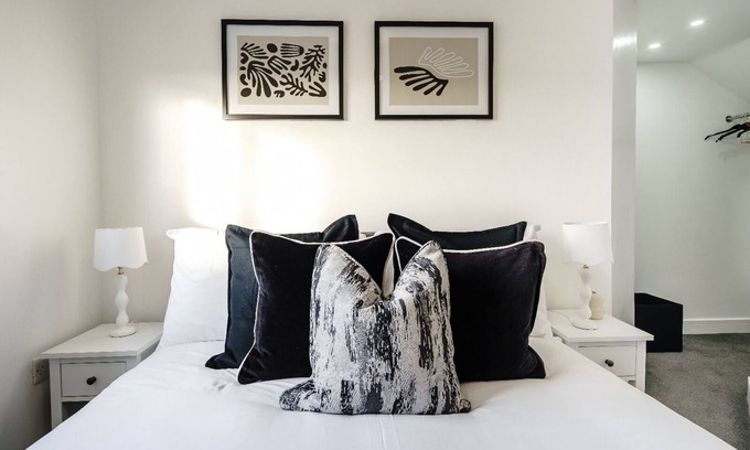 Gabalfa Apartamento | Unique -2 bedroom Flat with Smart TV Cardiff