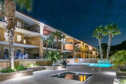 Tybee Island Casa | Unique 3BR, 1 of 5 Condos w/Huge Poolside Patio, Steps to Beach & Pier, Gated