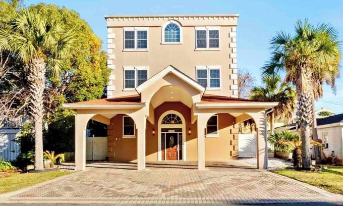 Savannah Beach Villa | Unique 7BR Entire Home With Private Pool