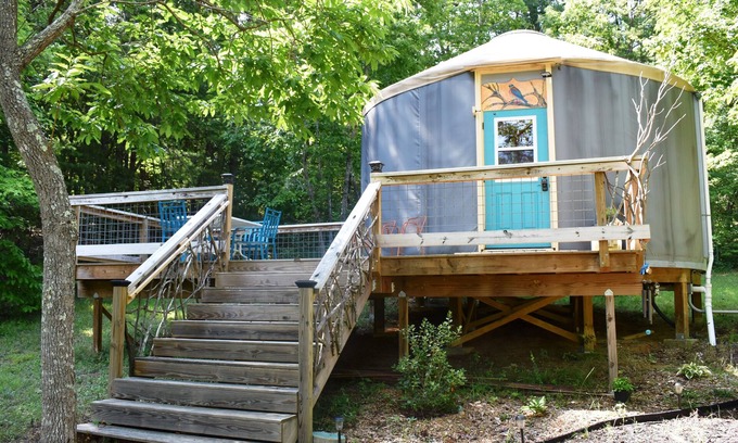 Rutherfordton Casa | Yurta BlueBird única y encantadora en Feathered Fox Farm