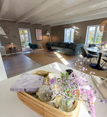 Aalborg Municipality Apartamento | Unique and Charming 2 Bedroom Apartment with Free Parking