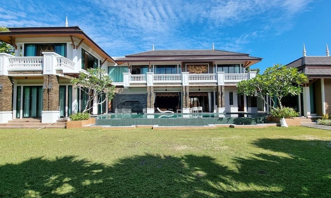 Krabi Villa | Unique and Stylish Villa in Aonang