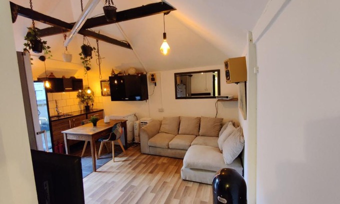 Stratford Apartamento | Unique antique 2BR@Hackney canal