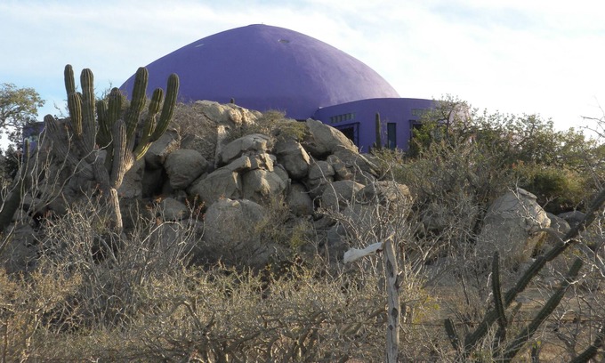 Los Zacatitos Casa | Cúpula de artista única entre montañas, mar y desierto