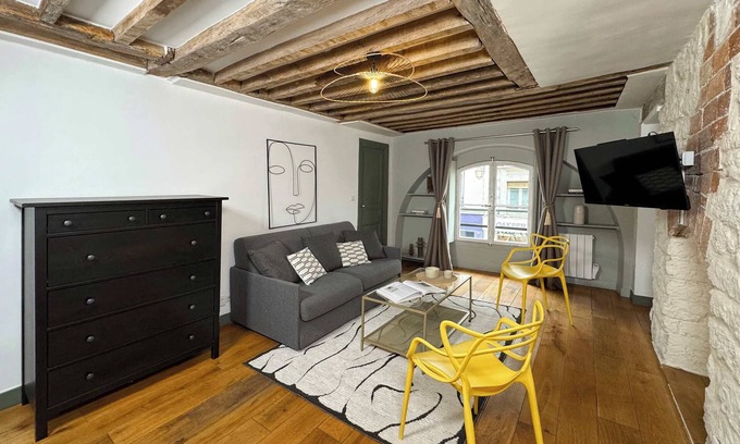 Arts-et-Metiers Apartamento | Unique Authentic Apartment in Le Marais