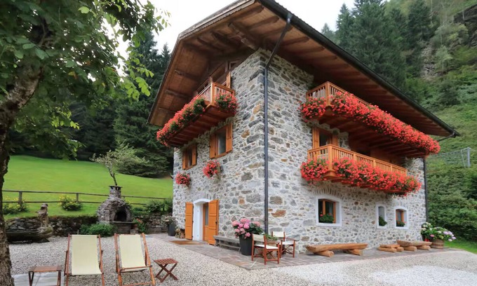 Canal San Bovo Chalet De Esquí | Unique chalet in the green Trentino, with sauna and private forest, ideal for relaxation.