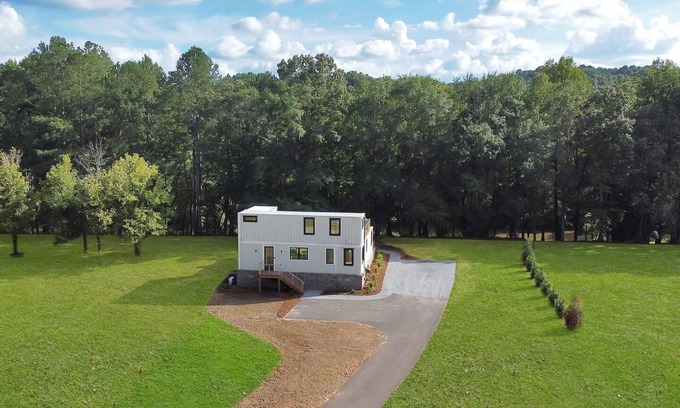 Ball Ground Casa | Unique Container House on the Etowah River!