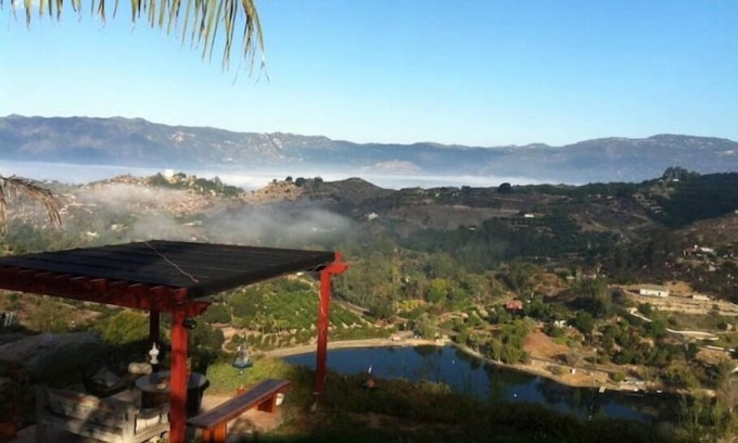 Fallbrook Apartamento | Unique cottage w panoramic mountain & lake views