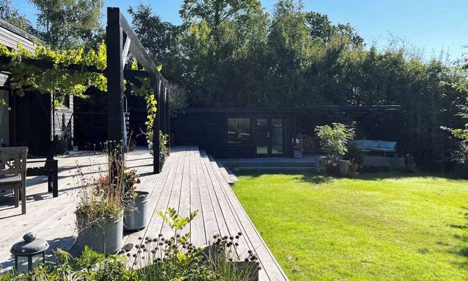 Holloselund Casa | Unique Danish Summer House Close to the Beach, Forest and Tisvilde