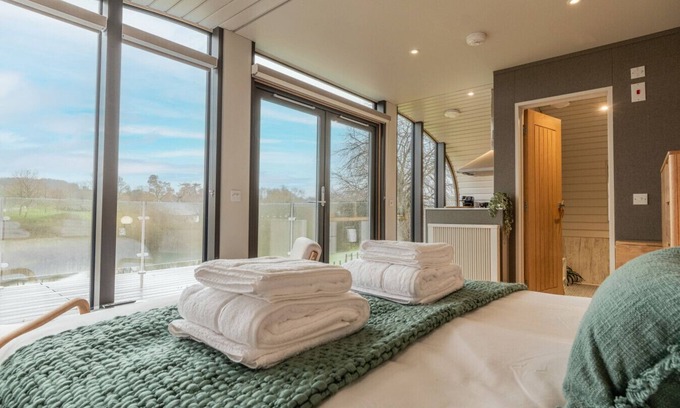 Chipping Norton Cabina | Unique Eco Studio Pod on Old Chalford Estate