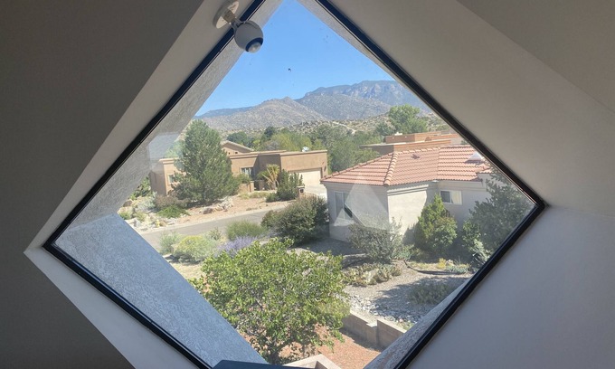 Zuzax Casa | Unique Home in Upscale Neighborhood