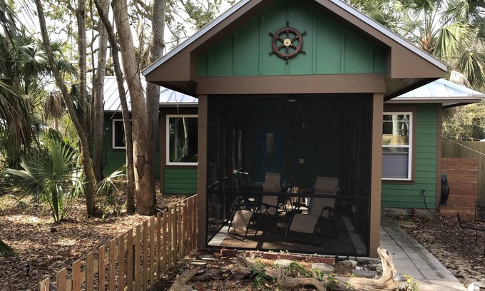 Historic Downtown Apalachicola Casa | Unique House in wooded lot. This is a WOW! Nothing like it!