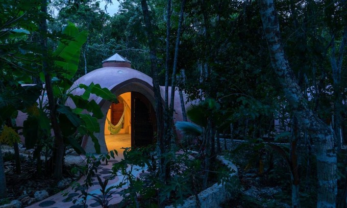 Soliman Bay Apartamento | Unique Jungle Dome Ha with Kitchen
