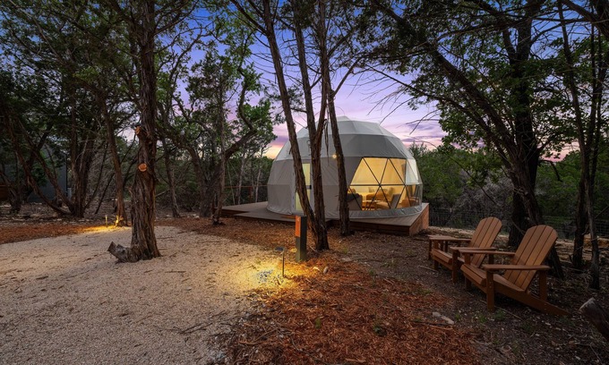 Wimberley Cabina | Unique, Luxurious XL Geodome at The Cedars Ranch