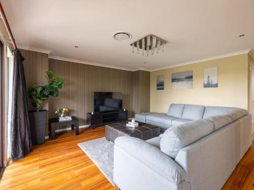 Stretton Casa | Unique Modern 4BR House for Your Getaway Stretton