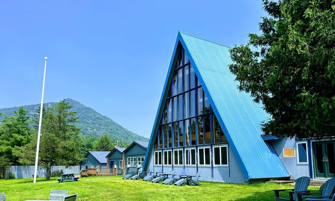Jay Cabina | Unique Ski Lodge on 2000 acres near Lake Placid