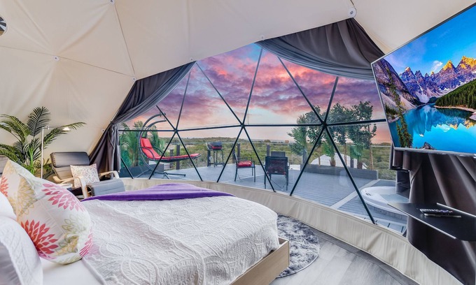 Lago Vista Complejo | Unique Eco-Glamping Resort in TX Hill country - Pod #8!