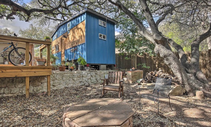 North San Antonio - SAT Apartamento | Unique Stay: 'Tiny Everest' San Antonio Home!