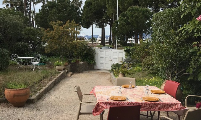 Pointe Croisette Villa | Casa / Villa / Chalet - Cannes